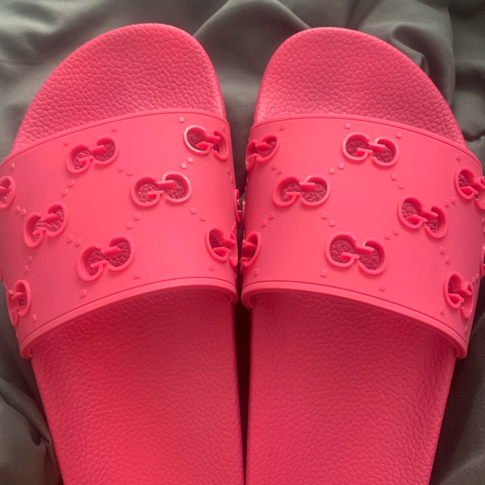 Gucci slides